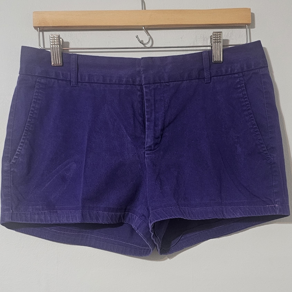 Banana Republic Martin Fit Shorts in Size 6